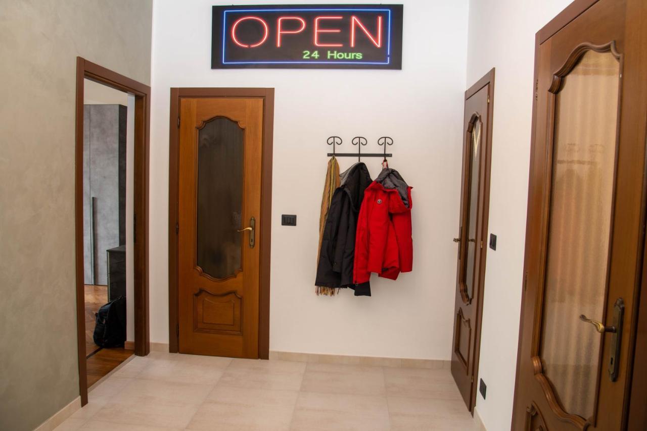 Appartement A Casa Di Ivy E Baby à Turin Extérieur photo